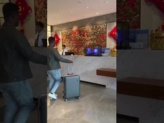 30 pouces LG Écran OLED transparent Bureau paysage Économie d'énergie Magasin de détail